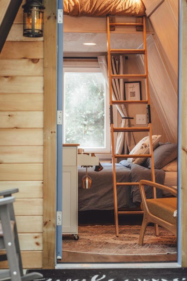 RockbridgeBlue Brambler Glamping A-Frame公寓 外观 照片