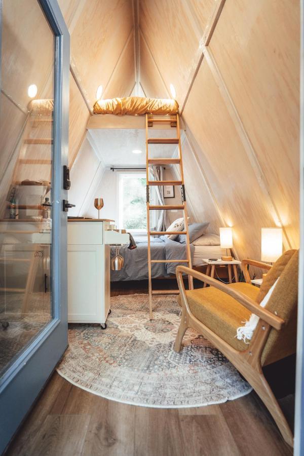RockbridgeBlue Brambler Glamping A-Frame公寓 外观 照片